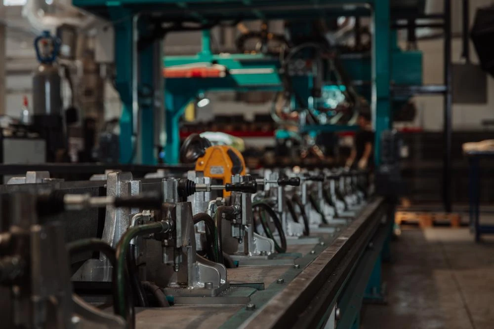 Ведущий инженер-конструктор